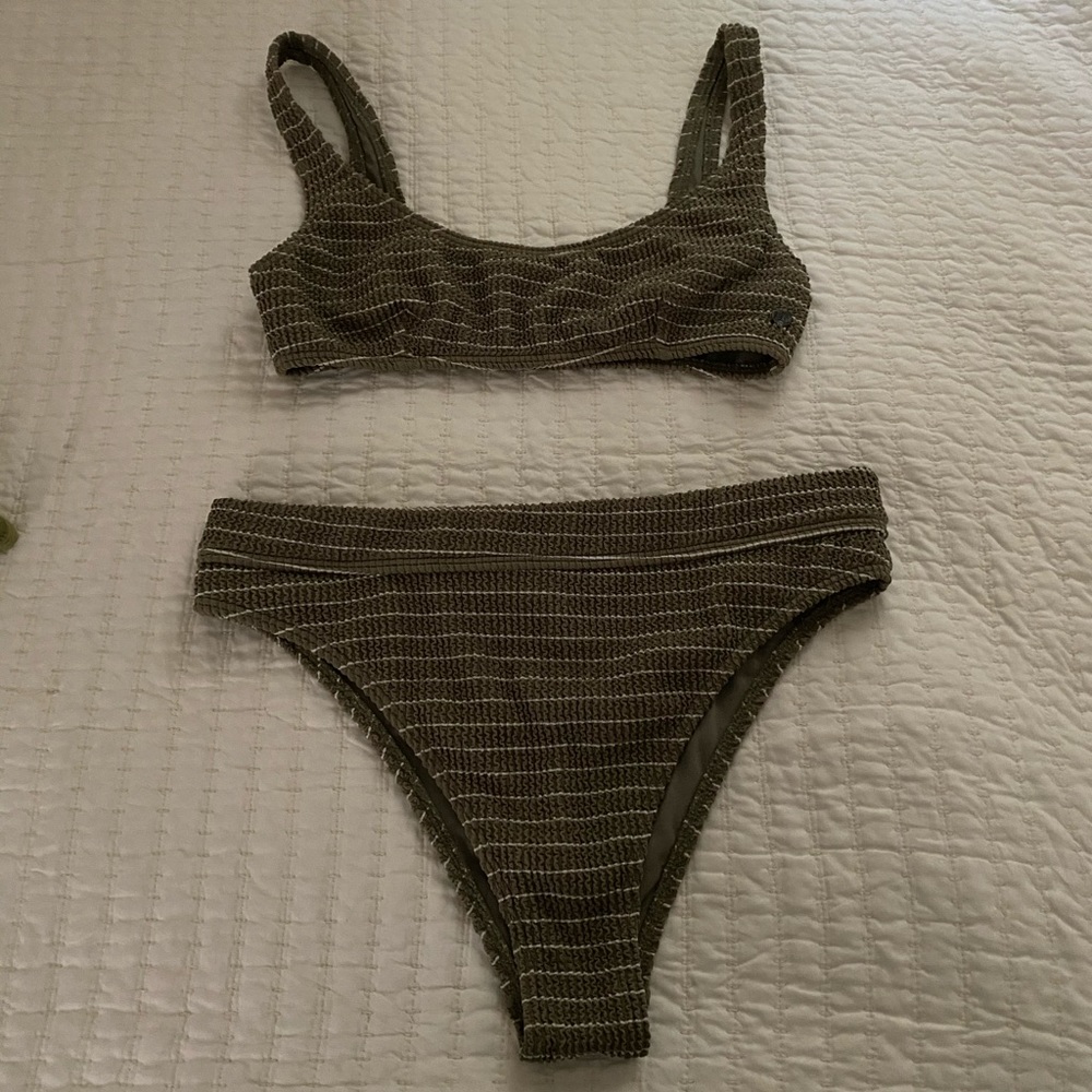 Billabong bikini set